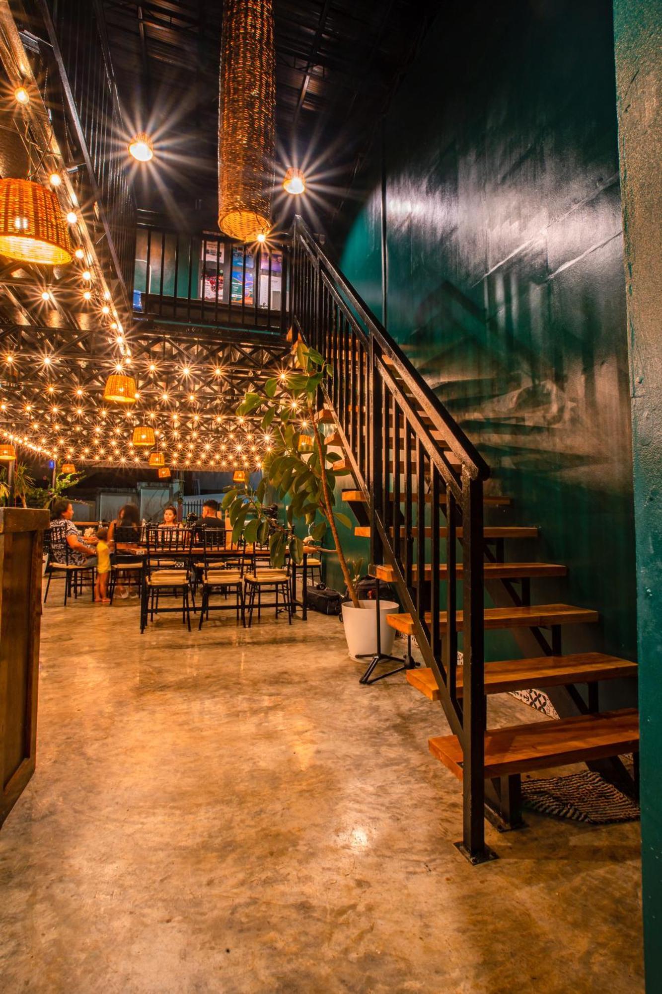 Lartista Hostel Puerto Princesa Exteriör bild